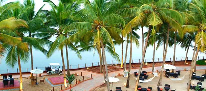 Hotel Cambay Palm Lagoon, Kollam