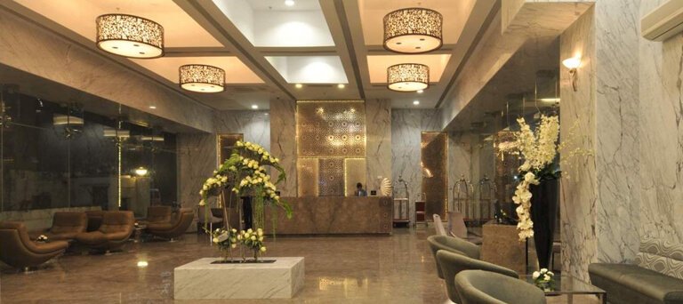 Goldfinch Hotel Mumbai