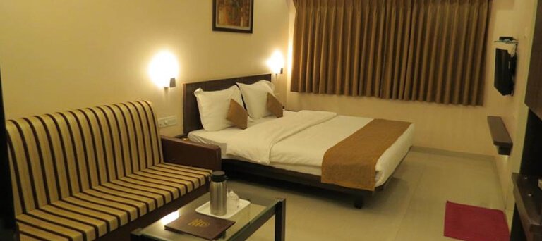 Hotel Sunny International Mahabaleshwar, Maharashtra