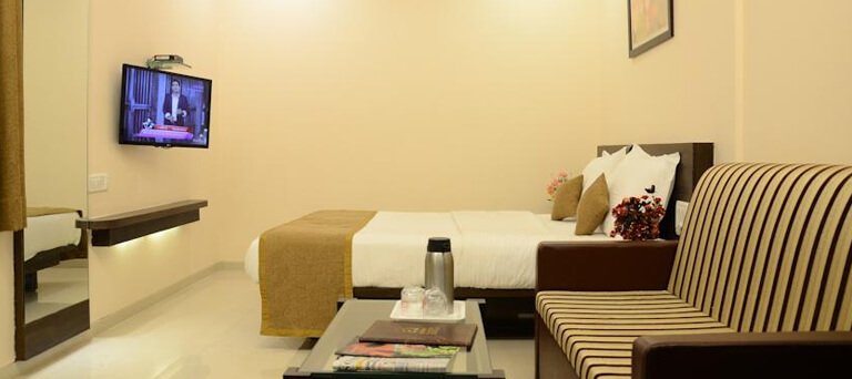 Hotel Sunny International Mahabaleshwar, Maharashtra