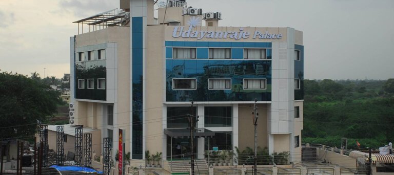 Hotel Udayanraje Palace, Ahmednagar Maharashtra