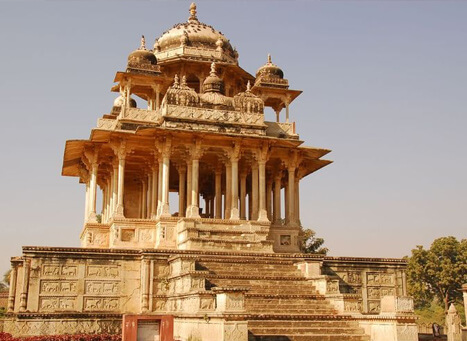 84 Pillared Cenotaph, Bundi