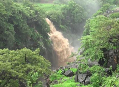 Randha Falls Bhandardara Maharashtra