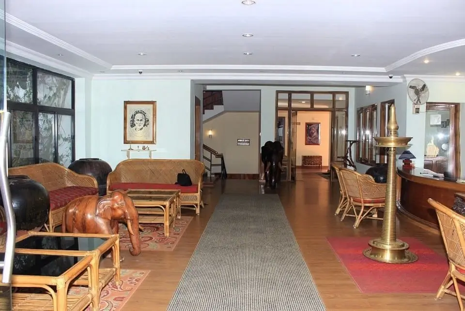 Hotel S N International, Thekkady