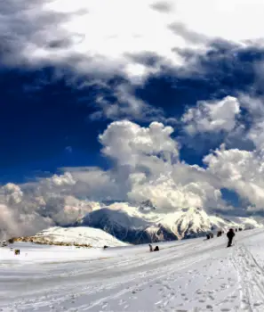 Kashmir, the Great Lakes Trek with Golden Triangle Tour