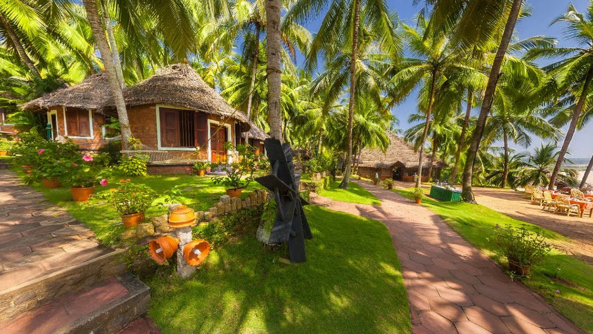 Manaltheeram Ayurveda Beach Village beside the Kerala coast