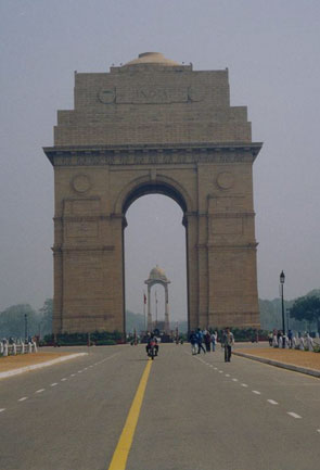 places to visit in delhi rajiv chowk