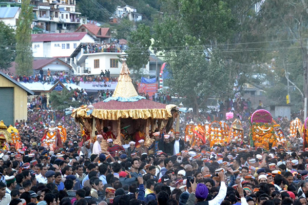 Popular Fairs & Festivals of Himachal Pradesh | Information Guide | HP  Tourism
