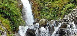 satdhara-falls-dalhousie