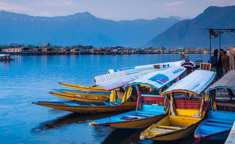 Shikara Ride in Kashmir | Srinagar | J & K Tourism