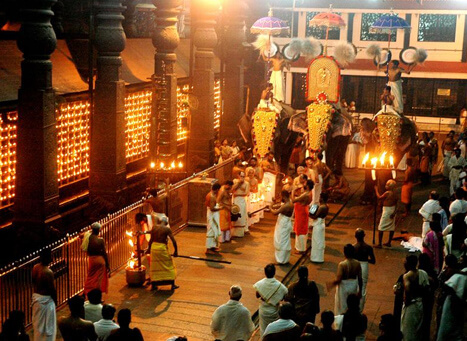 Guruvayur Sree Krishna Temple Thrissur, Kerala