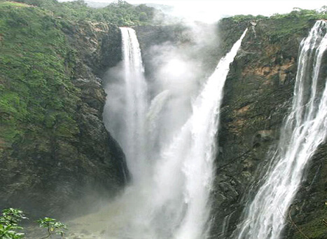 Nyayamakad Waterfalls Munnar