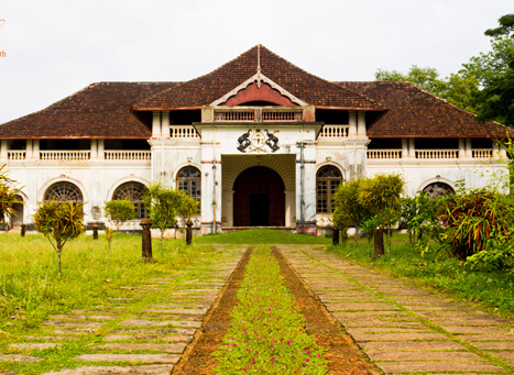 Shakthan Thampuran Palace Chembukkav