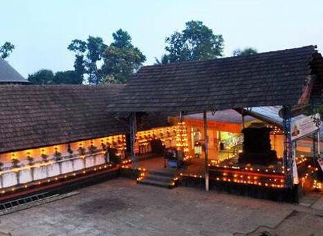 Chowalloor Shiva Temple, Thrissur
