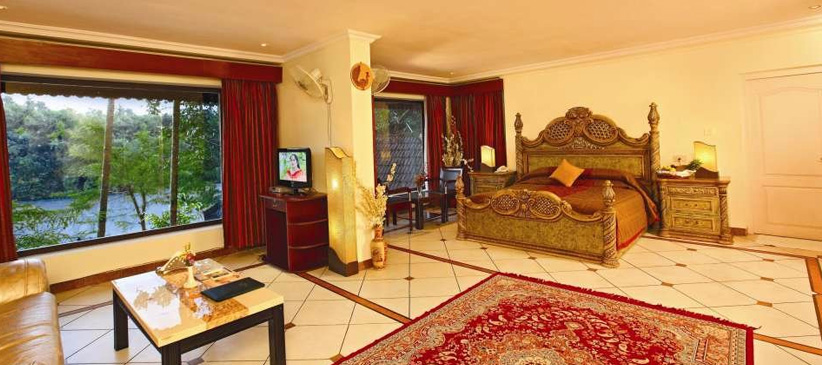 Emarald Ayurvedic Health Resort, Kerala