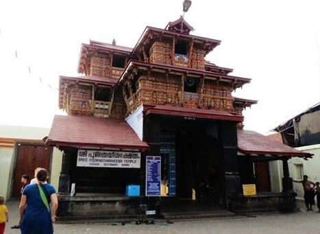 Shri Poornathrayeesa Temple Ernakulam