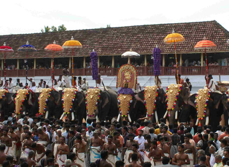Sree Poornathrayeesa Temple Kerala