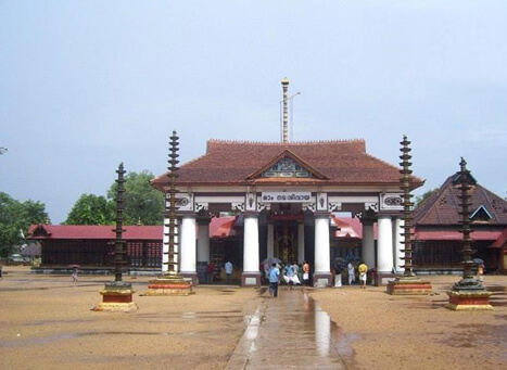 Thirunakkara Mahadeva Temple Kottayam