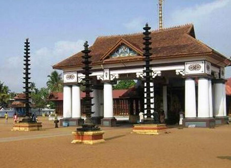 Thirunakkara Mahadeva Temple, Kerala