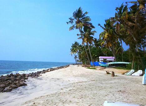 Thumpolly Beach Marari, Kerala