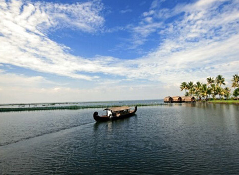 Vembanad Lake Kumarakom, Kerala
