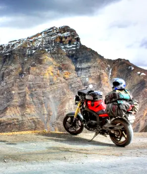 Ladakh with Lamayuru & Tsomoriri Lake Motor Bike Safari