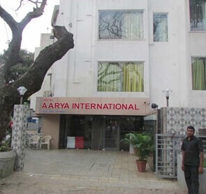 Hotel Arya International