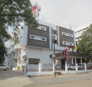 Hotel Raviraj