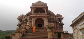 Shantinath Digambar Jain Temple Ramtek