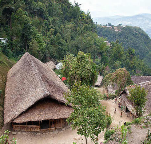 Longwa Village in Mon