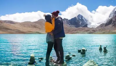Gangtok Darjeeling Honeymoon Tour
