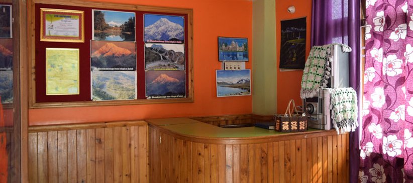 Hotel Chittiz, Aritar