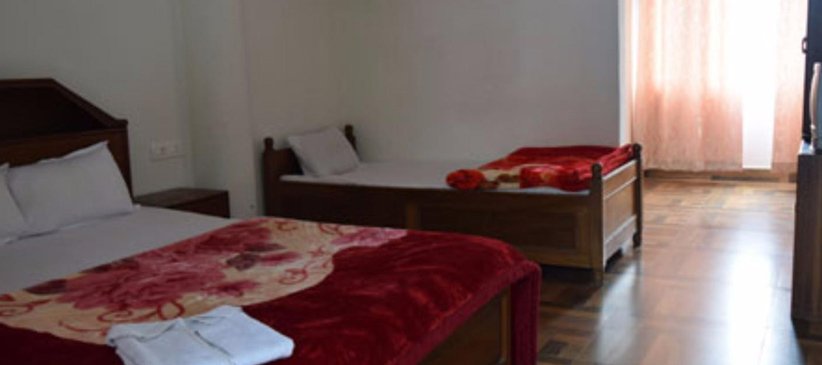 Hotel Chittiz, Aritar
