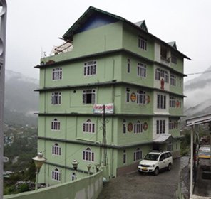 The Fortuna Hotel, Lachung