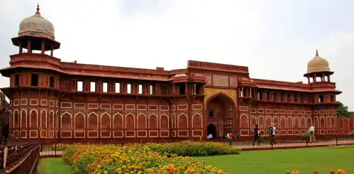  agra fort image