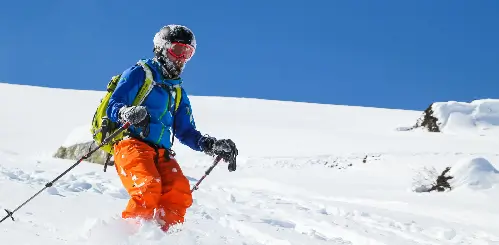 skiing image